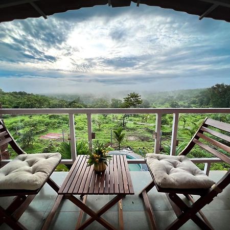 Villa Mars Jungle Adventure Stud Farm With Private Jacuzzi Narsinge Exterior foto