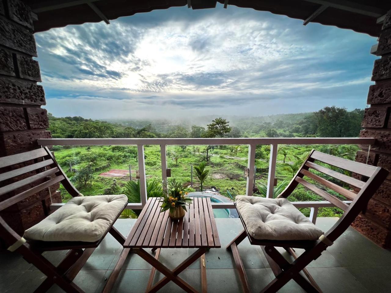 Villa Mars Jungle Adventure Stud Farm With Private Jacuzzi Narsinge Exterior foto