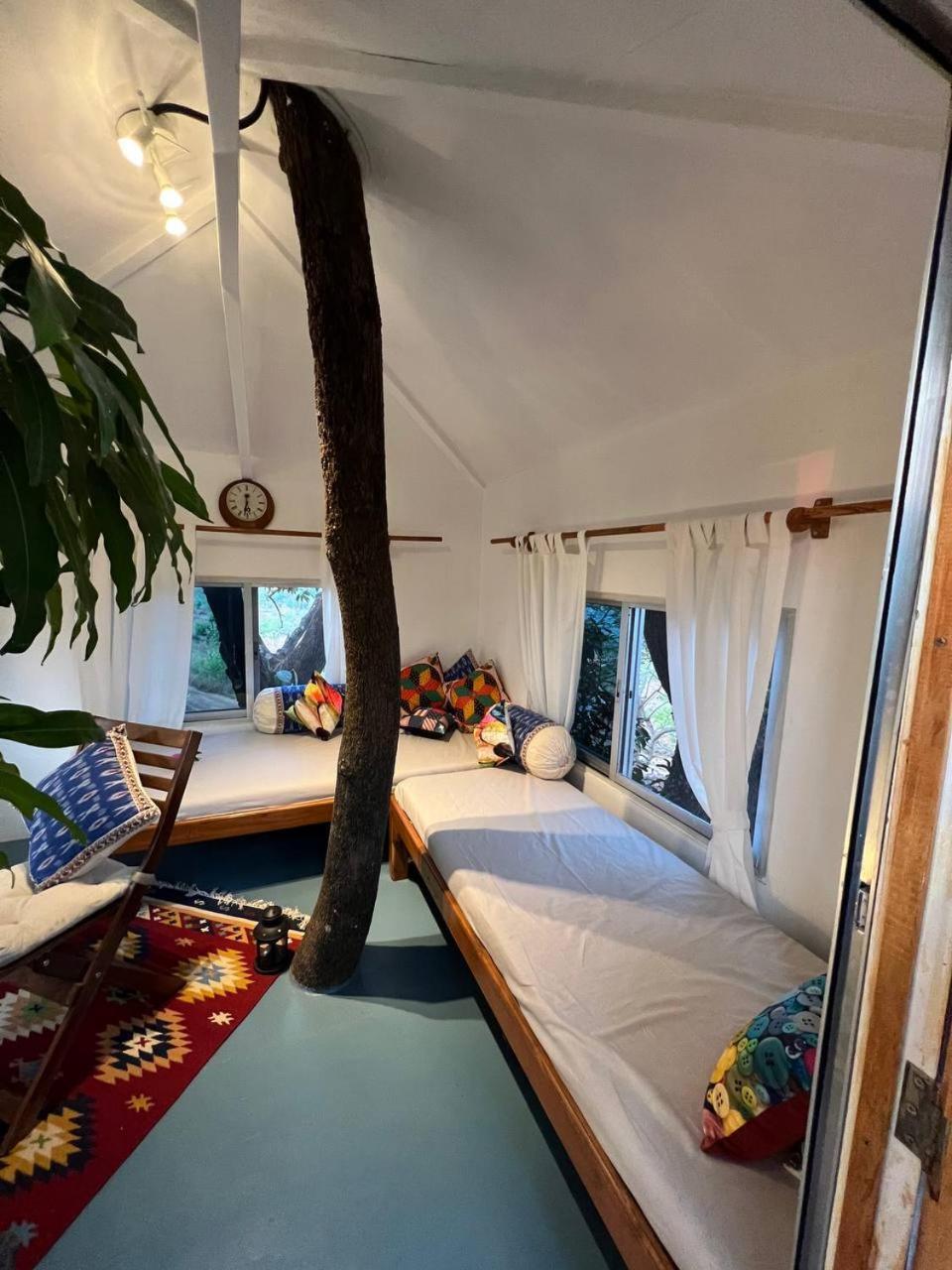 Villa Mars Jungle Adventure Stud Farm With Private Jacuzzi Narsinge Zimmer foto